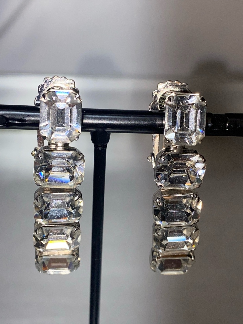 Kramer Vintage articulated crystal/ glass dangle earrings clip ons